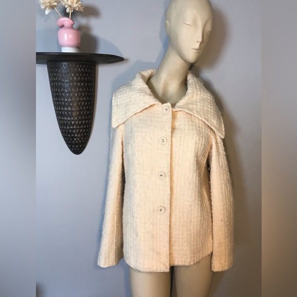 Beth Bowley Jackets & Blazers - Beth Bowley Vintage Wool & Mohair Blend Classic Jacket w/button closure Size 8